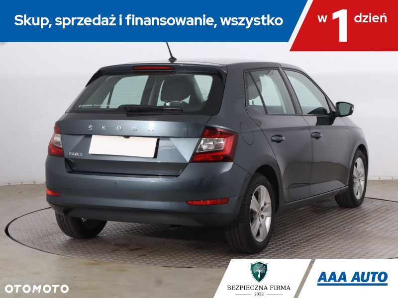 Skoda Fabia - 7