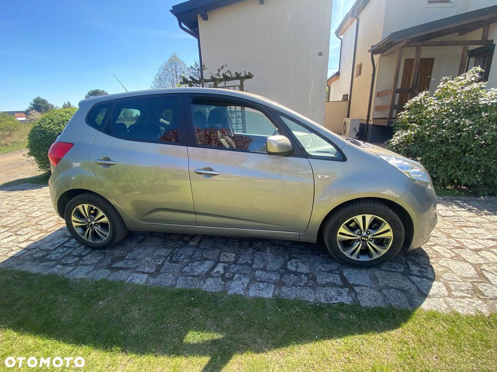 Kia Venga 1.4 L - 4