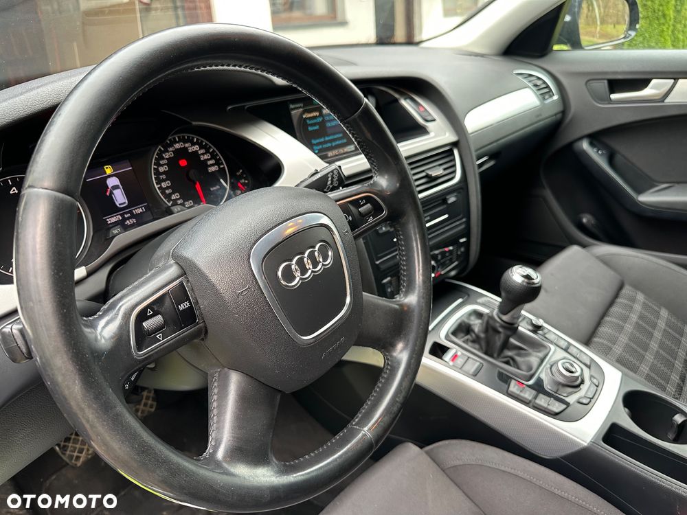 Audi A4 Avant 2.0 TDI - 12