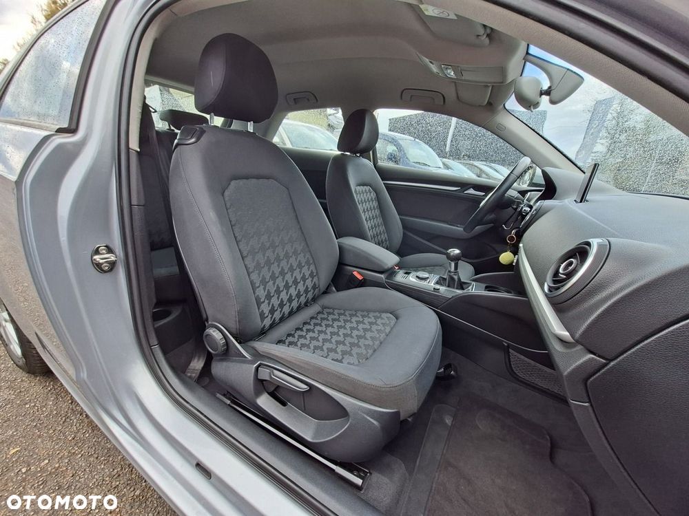 Audi A3 3-drzwiowe 1.6 TDI - 25