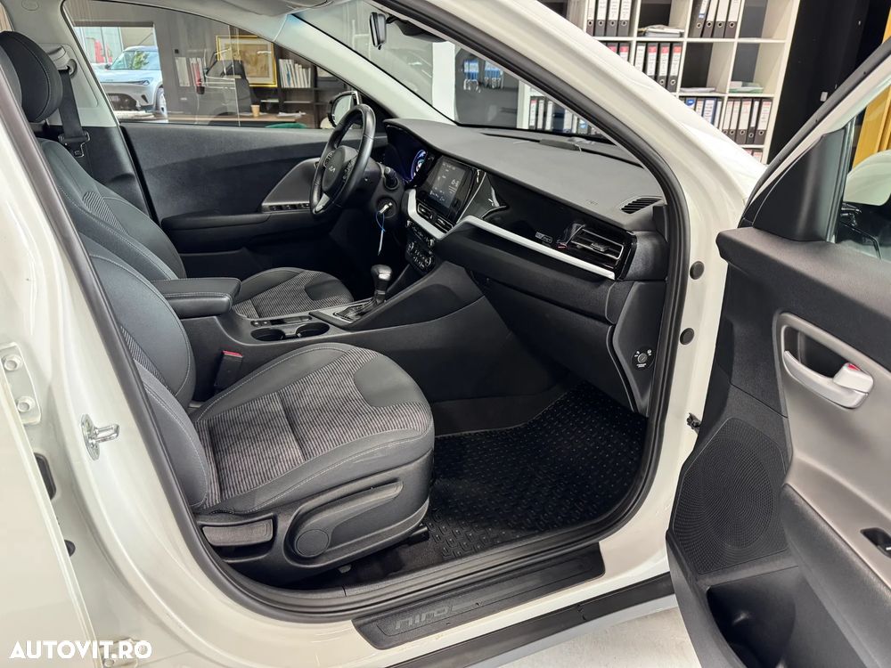 Kia Niro 1.6 GDI PHEV 2WD OPF Aut. Vision - 12