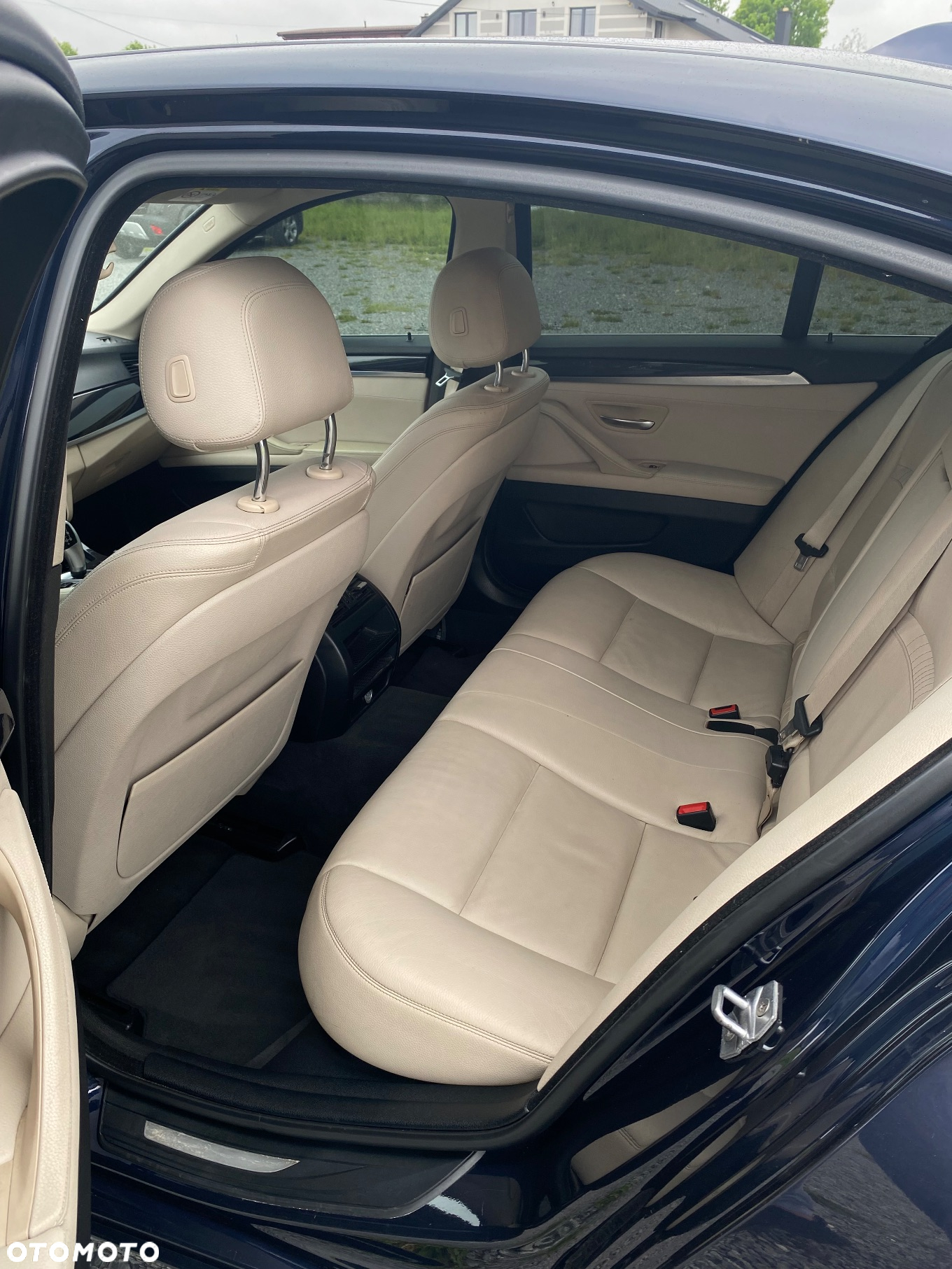 BMW Seria 5 518d - 25