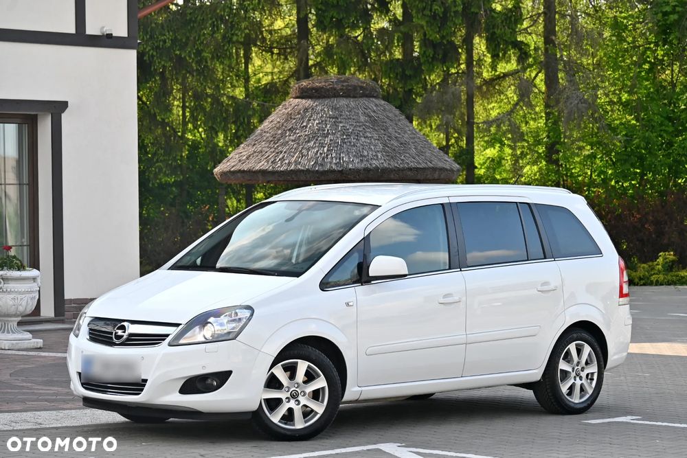 Opel Zafira 1.8 Cosmo - 9