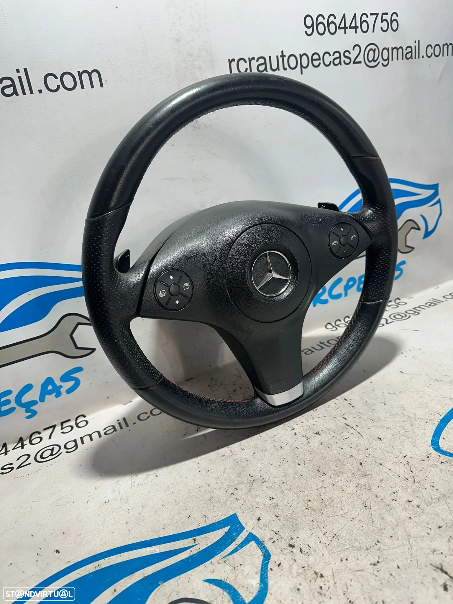.Volante Airbag Pele Perfurada Comandos Multifunções Patilhas Bordado Vermelho AMG Mercedes-Benz Classe SLK R171 2003 - 2011 - 1