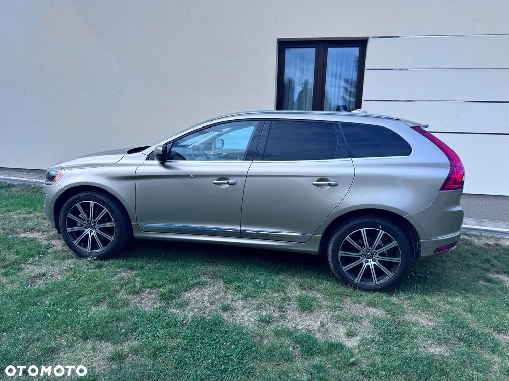 Volvo XC 60 - 4