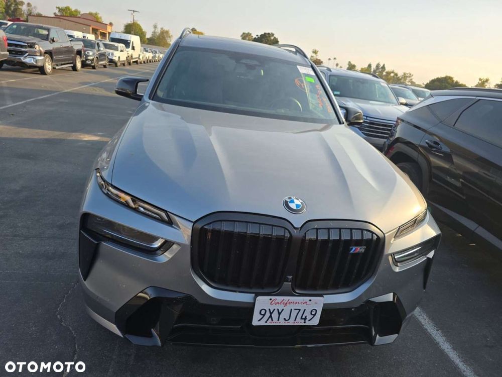 BMW X7 - 8