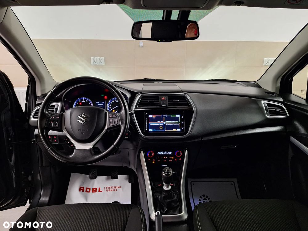 Suzuki SX4 S-Cross - 23
