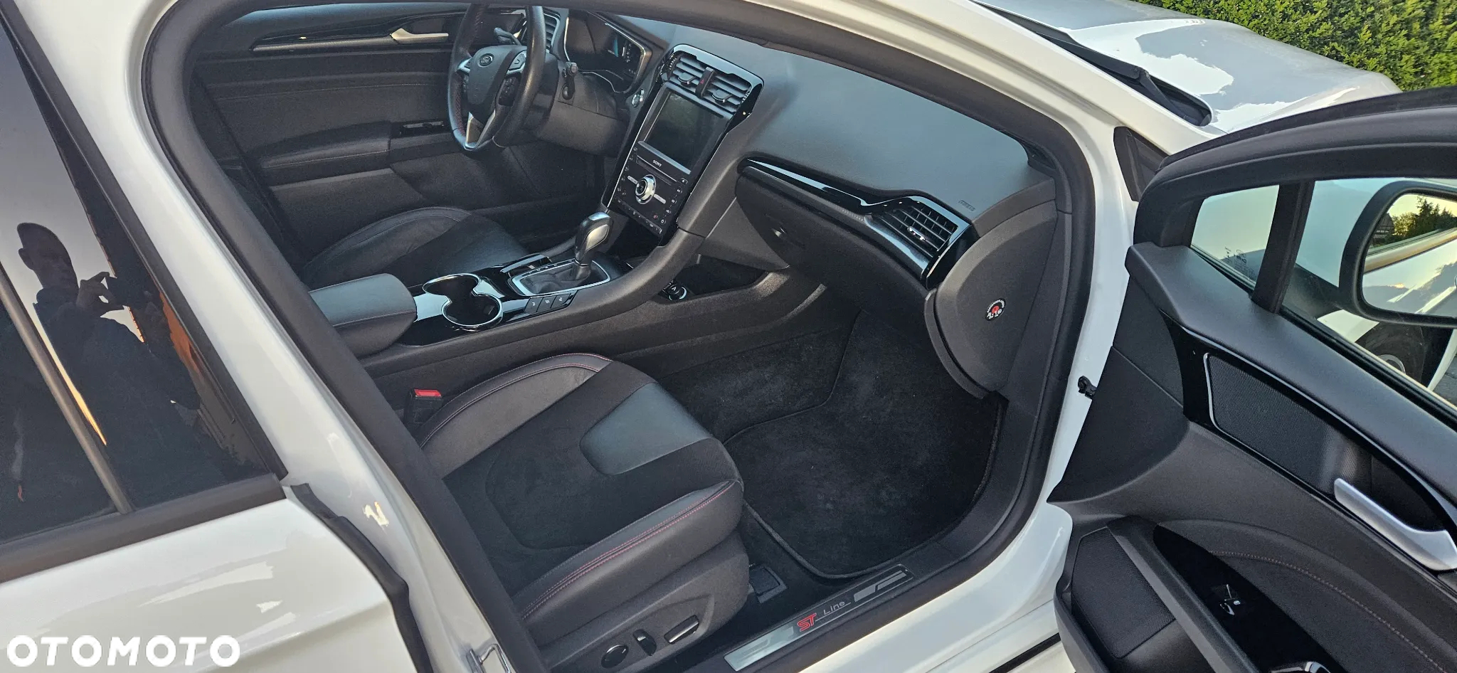 Ford Mondeo 2.0 Hybrid ST-Line X - 10
