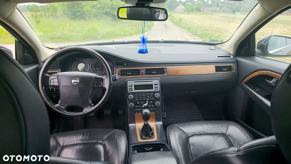 Volvo V70 2.0 Summum - 5