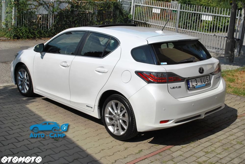 Lexus CT 200h Luxury Line - 37