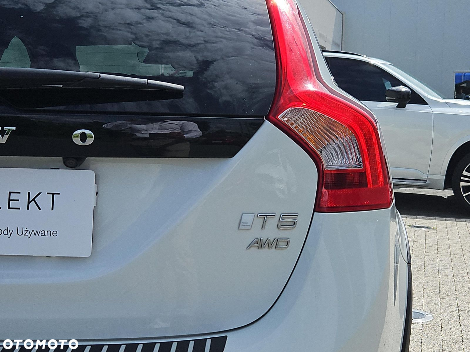 Volvo V60 Cross Country - 31