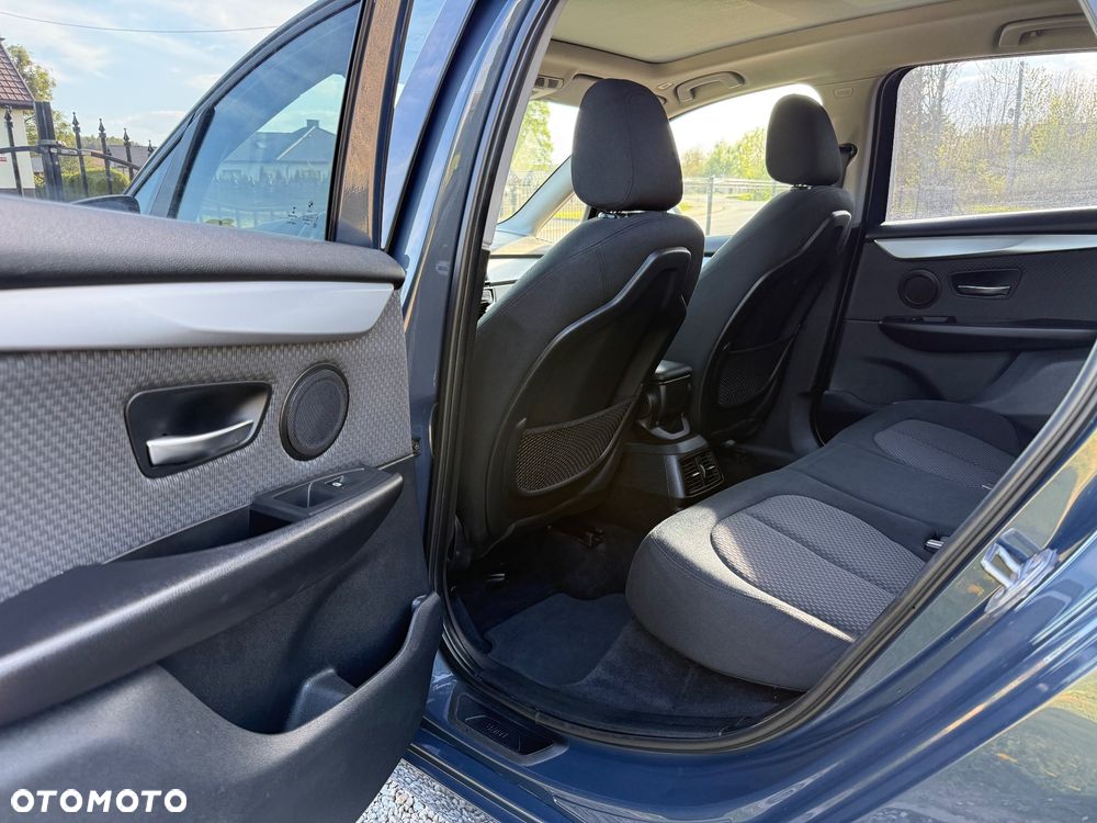 BMW Seria 2 218i Luxury Line - 9