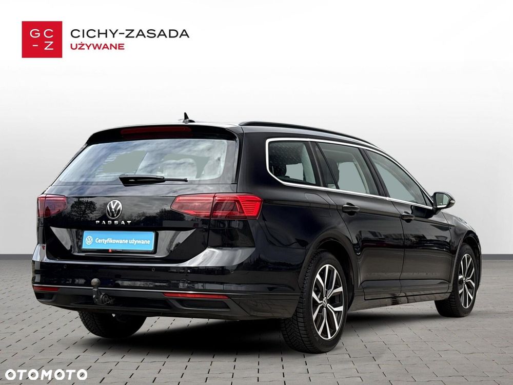 Volkswagen Passat - 6