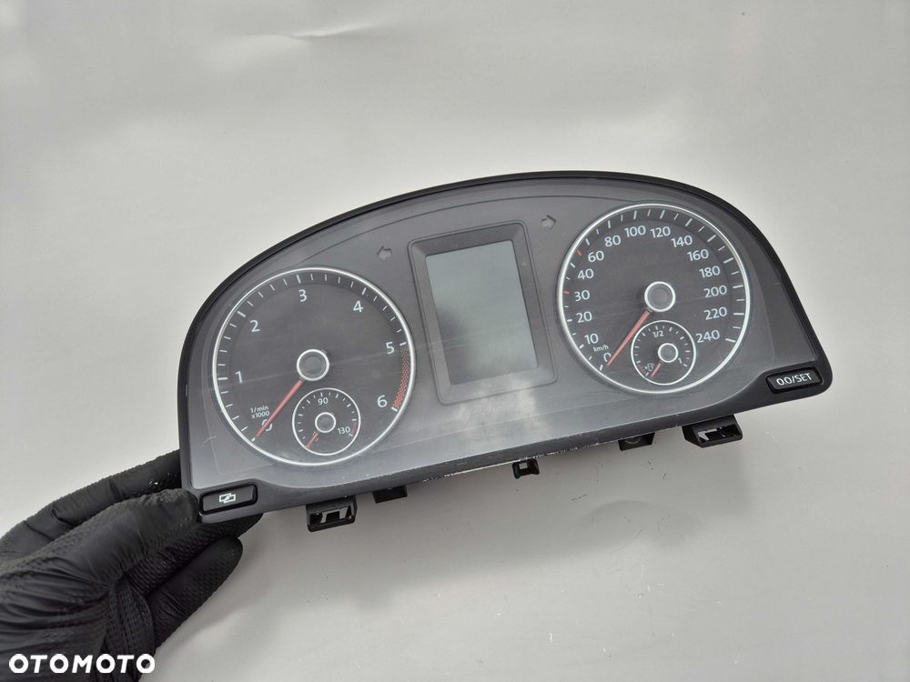 VW CADDY III 1.6 TDI Licznik Zegary Manual Europa - 3