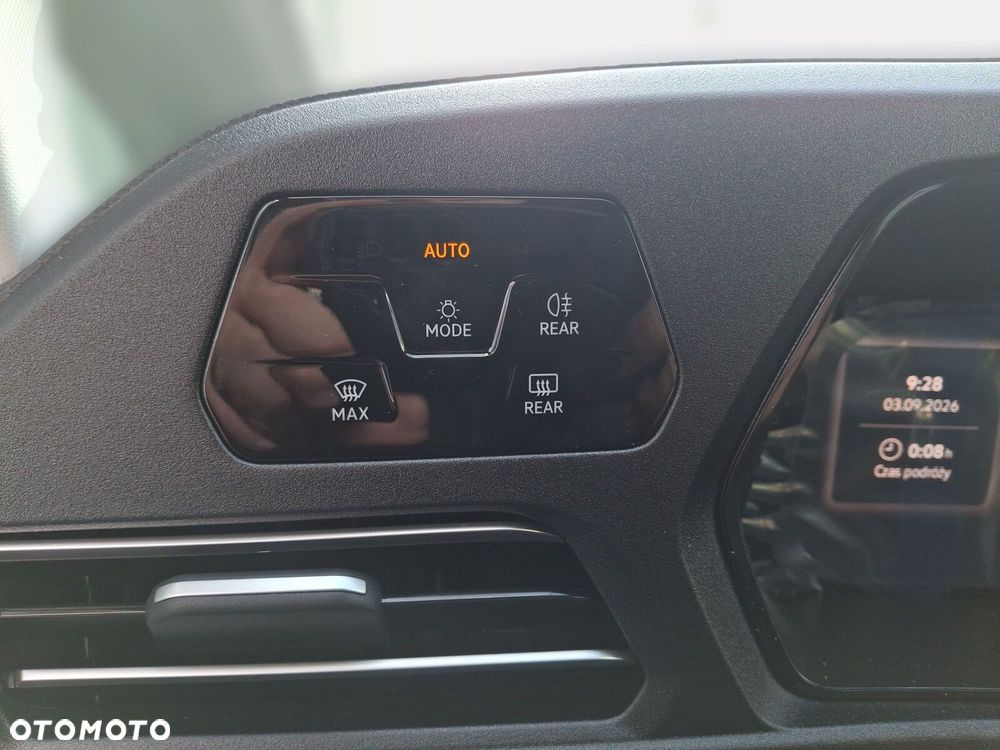 Volkswagen Caddy - 27
