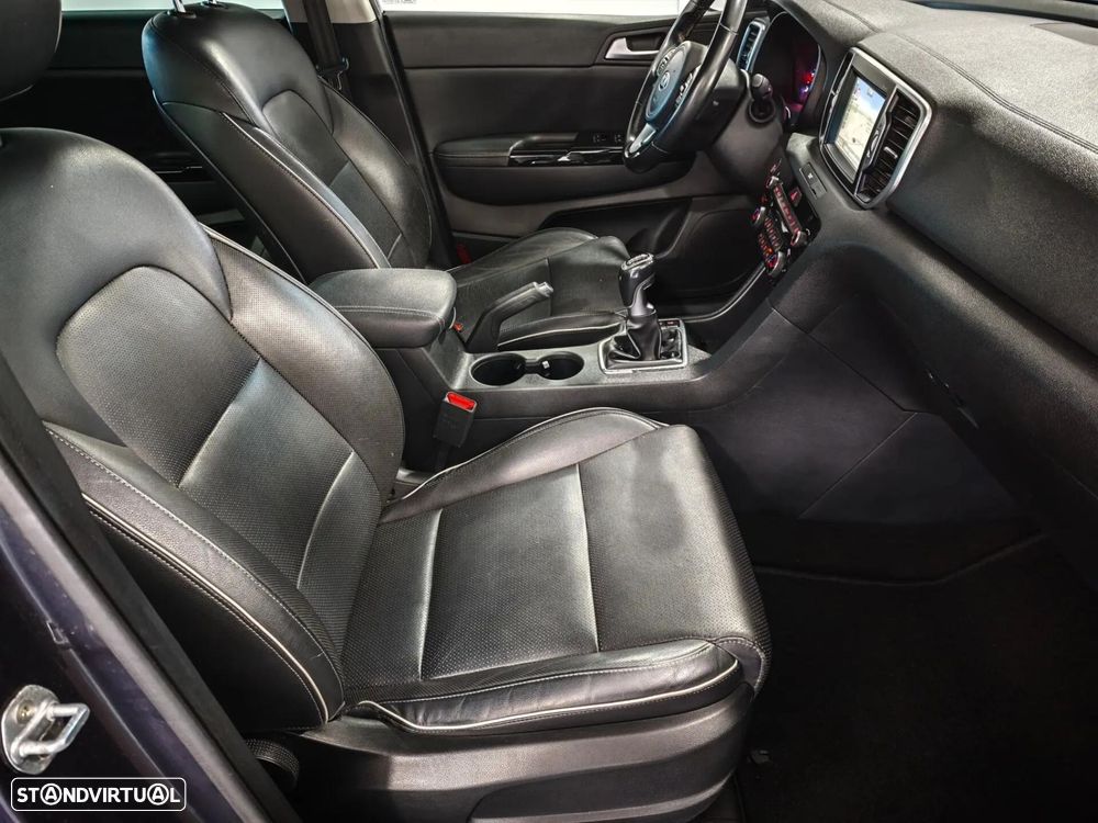 Kia Sportage 1.6 CRDI ISG SX - 25