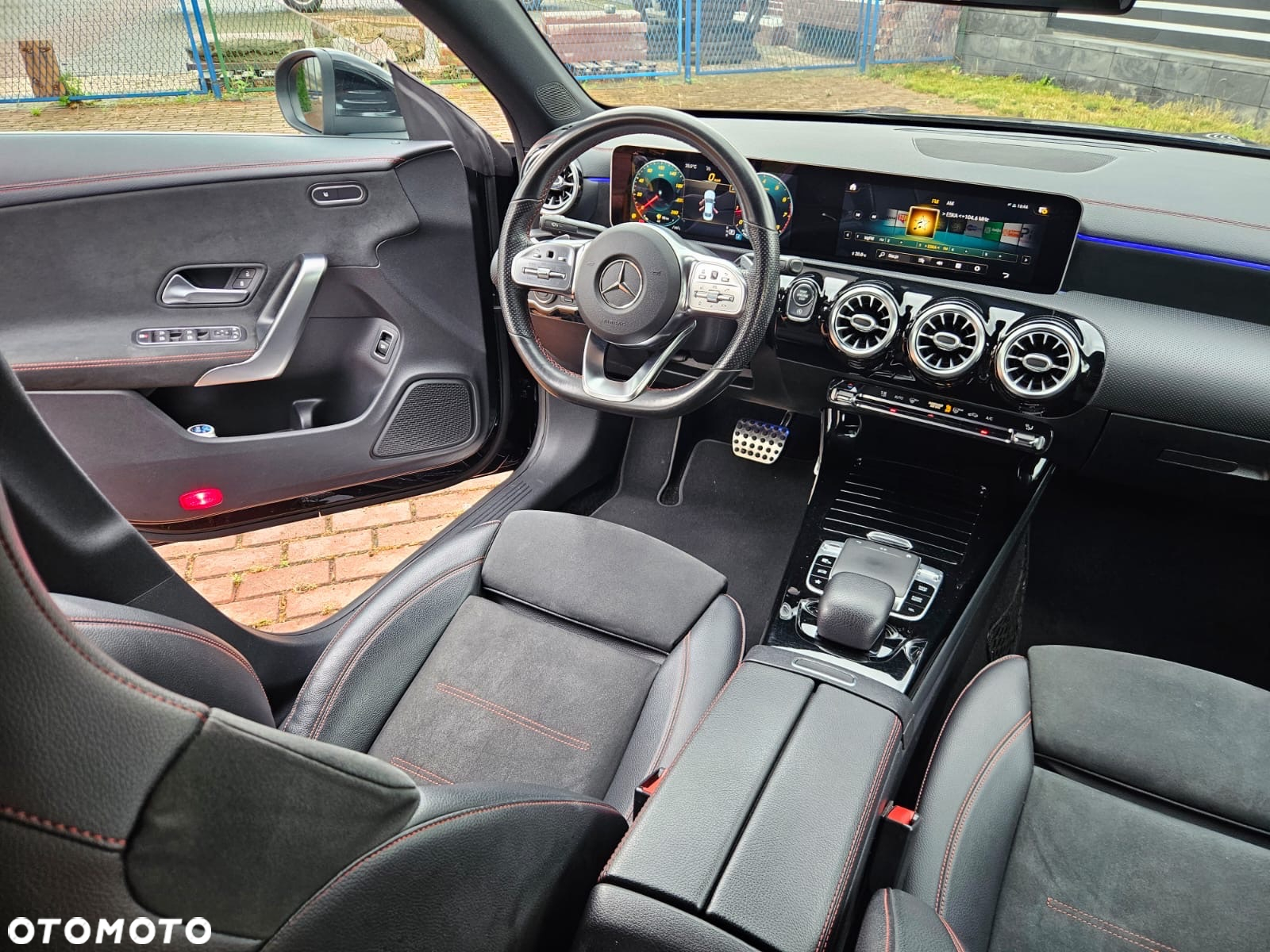 Mercedes-Benz CLA 200 7G-DCT AMG Line - 18