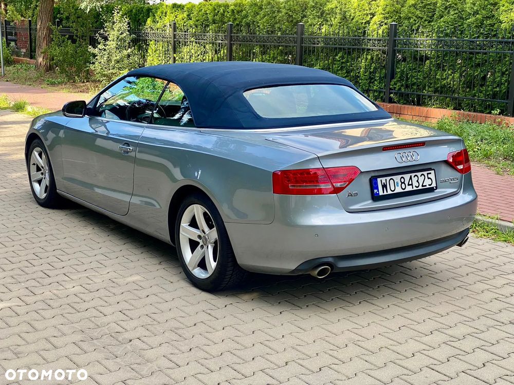 Audi A5 Cabrio - 10