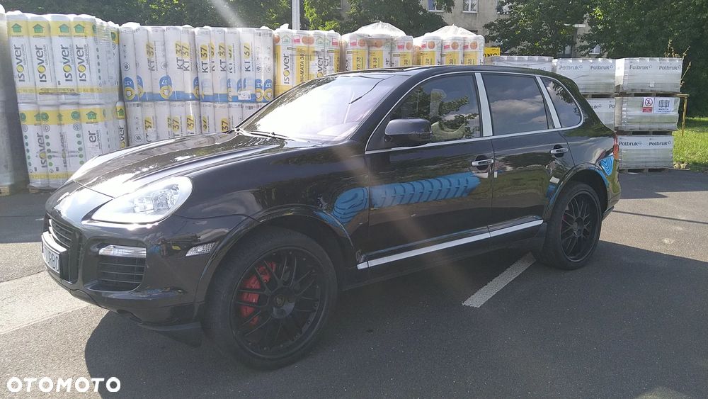 Porsche Cayenne Turbo - 20