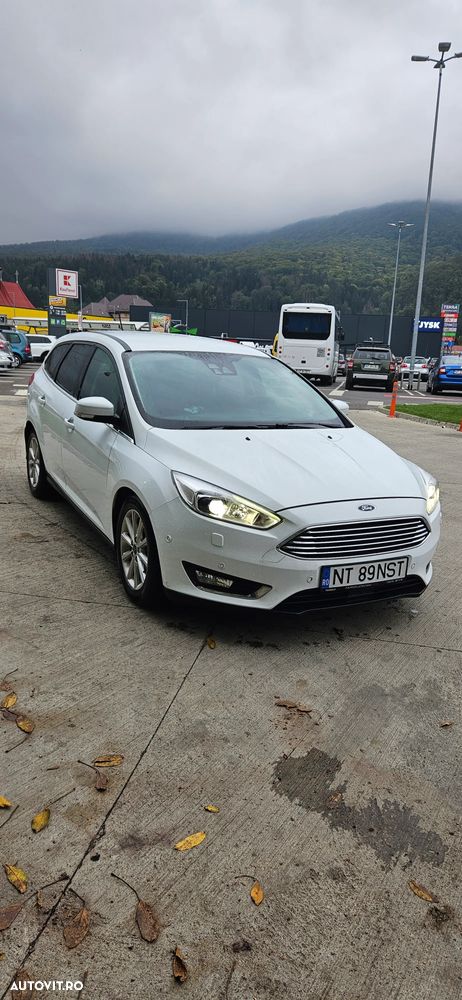 Ford Focus - 24