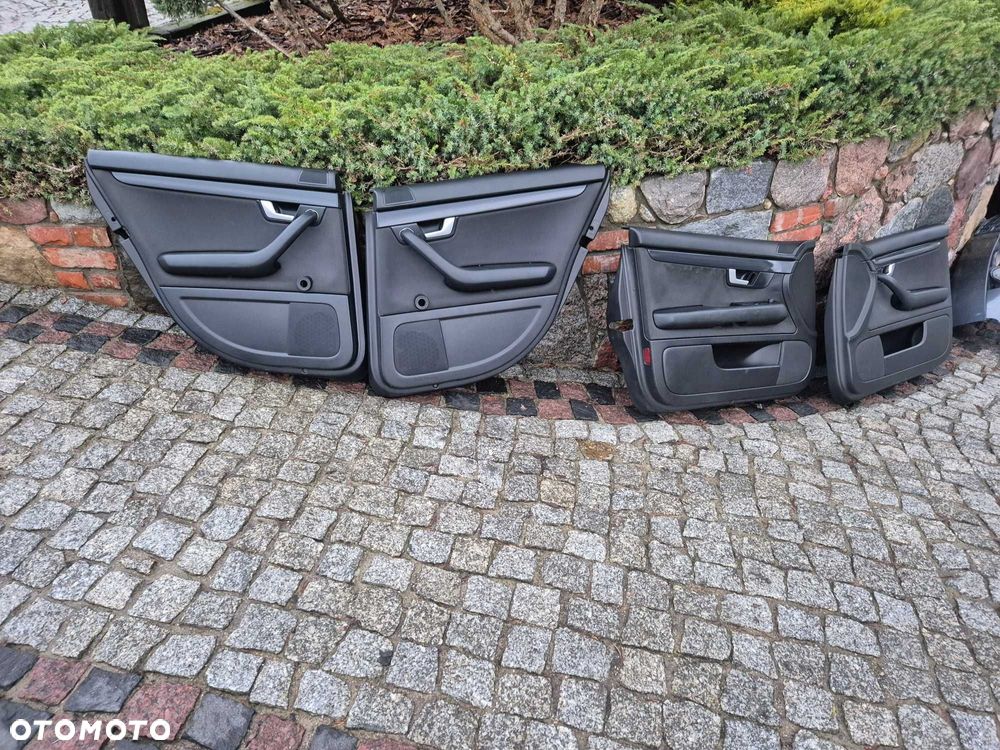 audi a4 b6 b7 kombi sedan tapicerki boczki drzwi  komplet - 2