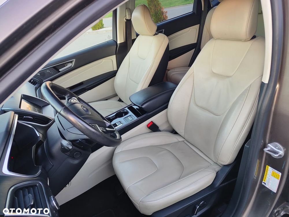 Ford Edge - 12