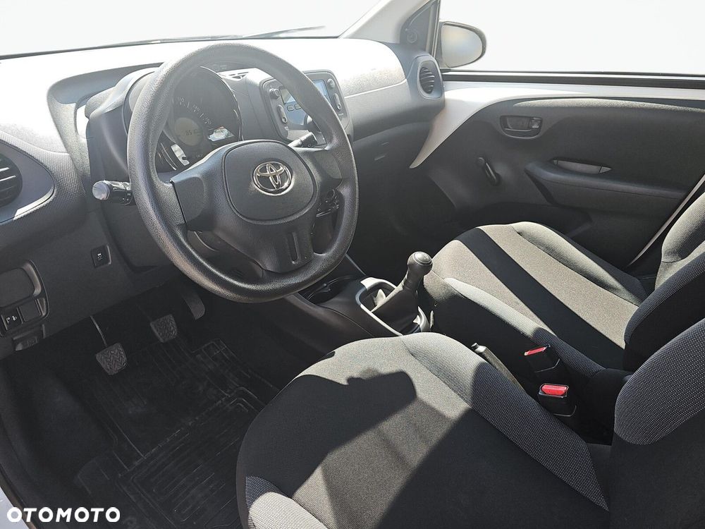 Toyota Aygo - 14
