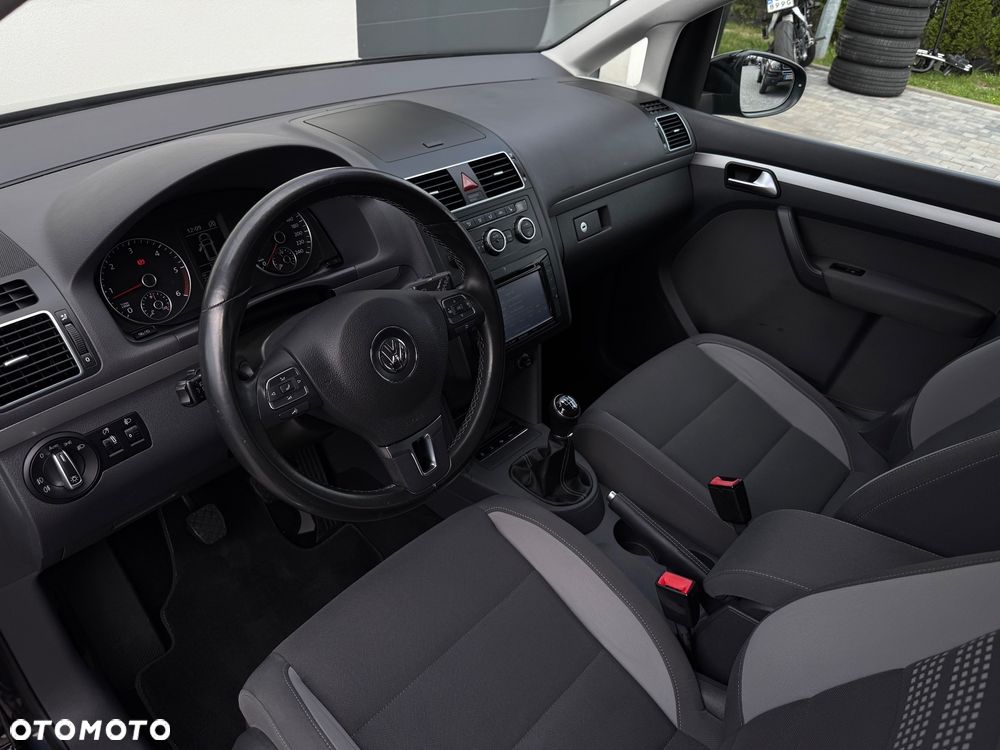 Volkswagen Touran 2.0 TDI DPF BlueMotion Technology Life - 13