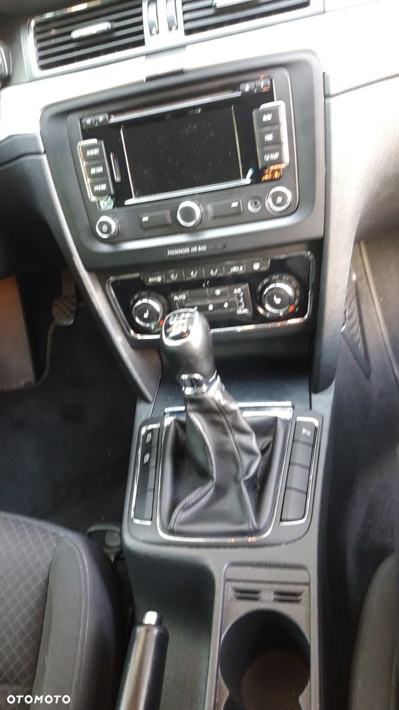 Skoda Superb 2.0 TDI Ambition - 11