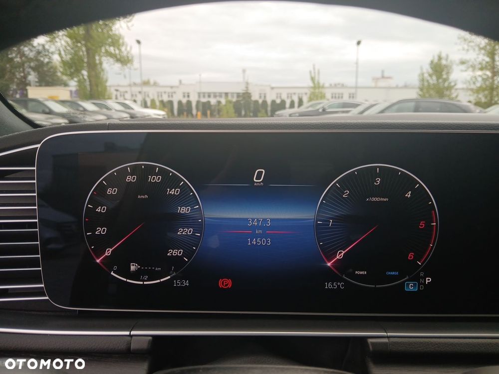 Mercedes-Benz GLS - 23