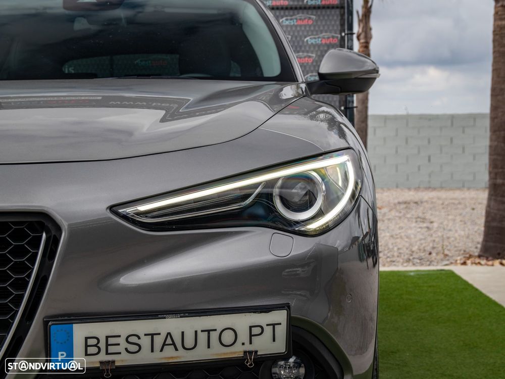 Alfa Romeo Stelvio 2.2 D Super AT8 - 14