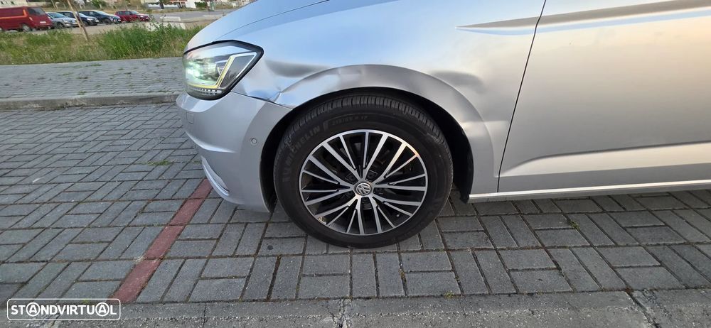 VW Touran 2.0 TDI Highline DSG - 3