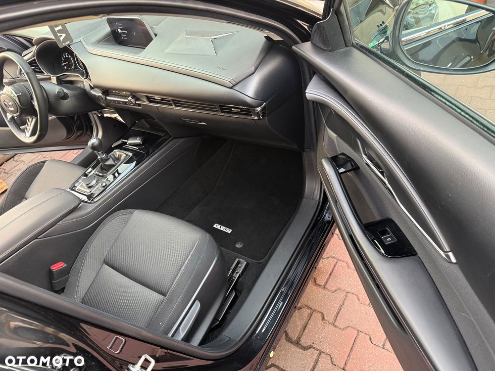 Mazda CX-30 - 32