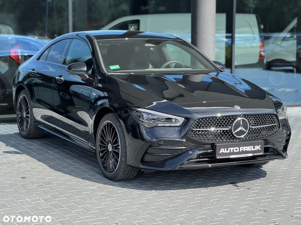 Mercedes-Benz CLA 250 E AMG Line 8G-DCT - 6