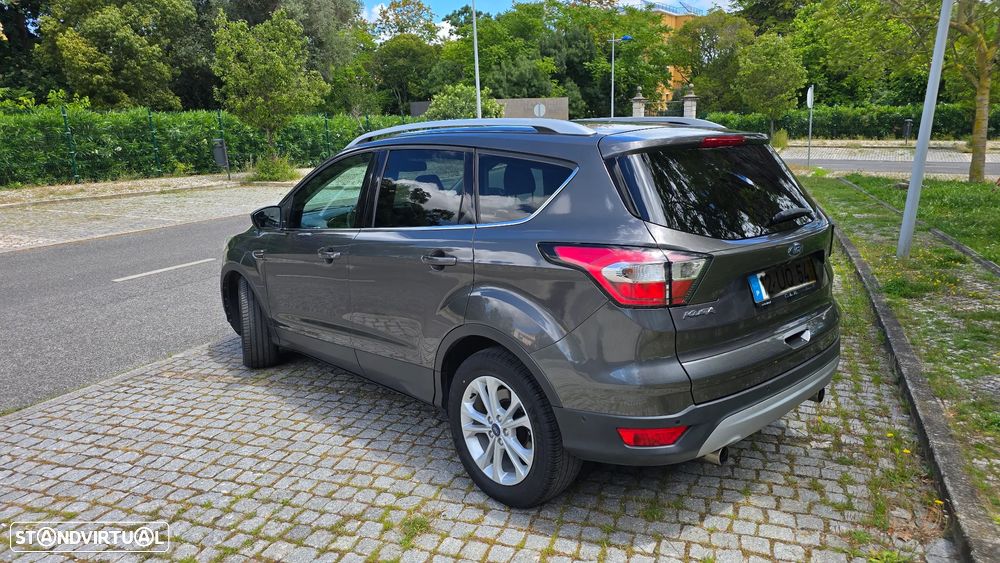 Ford Kuga 1.5 TDCi Titanium - 9