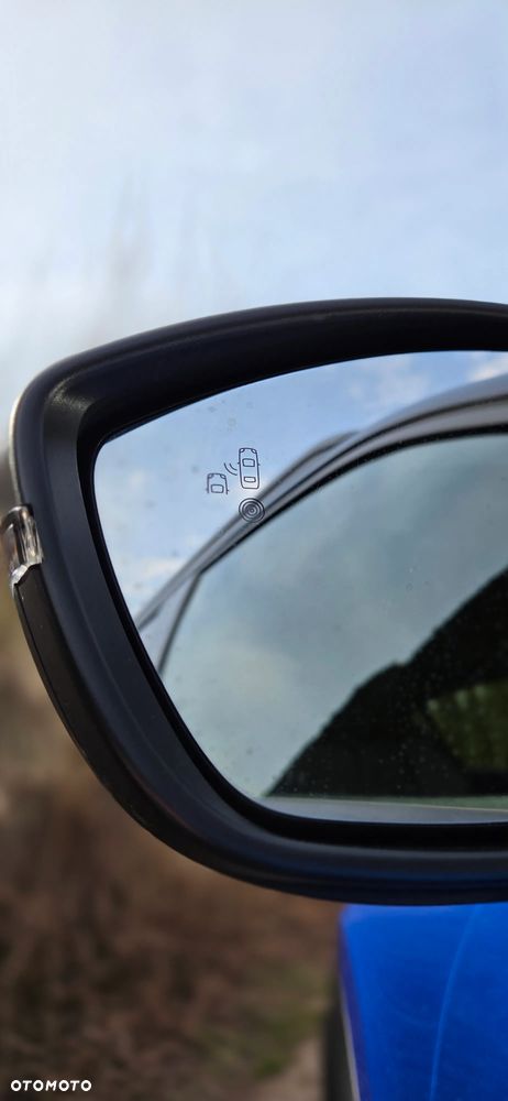 Peugeot 2008 PureTech 130 EAT8 GT - 6