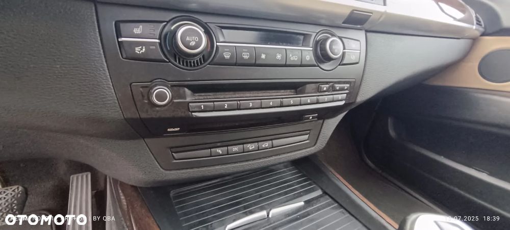 BMW X5 3.0sd xDrive - 9