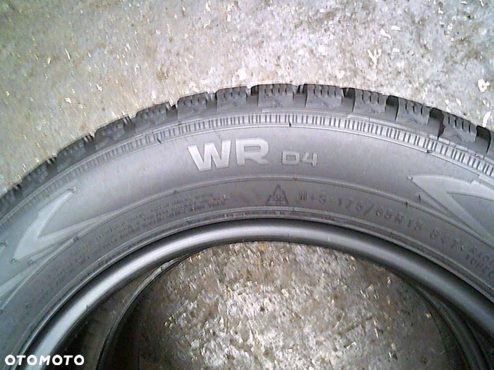 2x NOKIAN WR D4 175/65R15 NOWE 2025 - 4