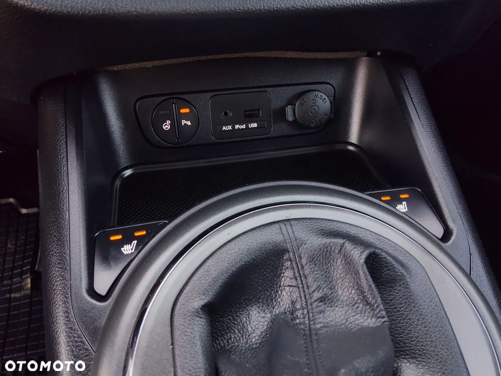 Kia Sportage 2.0 CRDI Business Line 4WD - 29