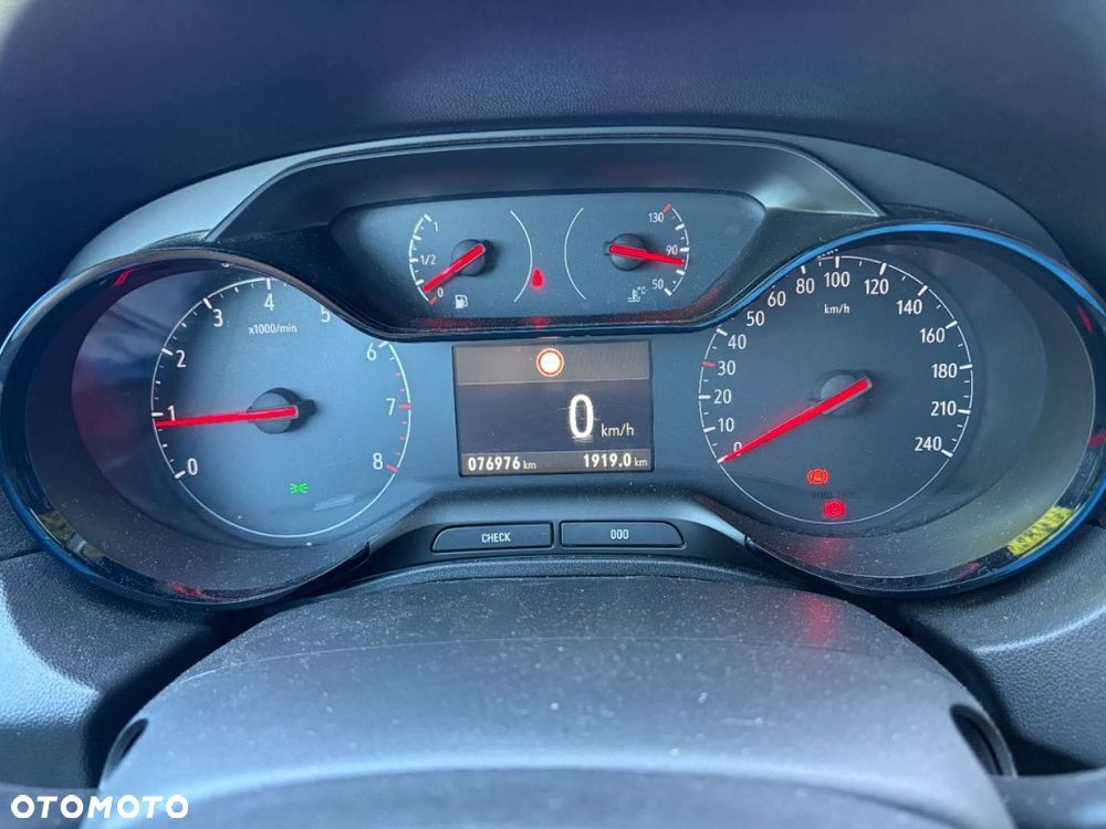 Opel Grandland X 1.2 T GPF Enjoy S&S - 10