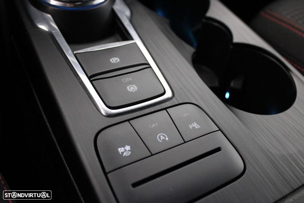 Ford Kuga 1.5 TDCi EcoBlue Titanium Aut. - 23