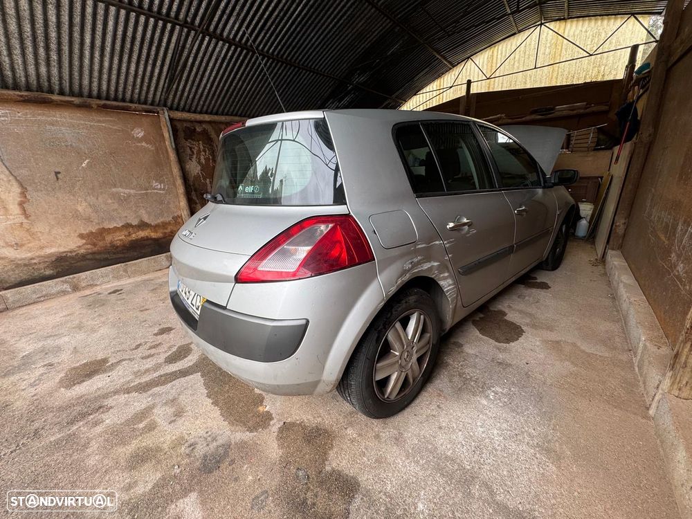 Renault Mégane 1.5 dCi Confort Dynamique - 4