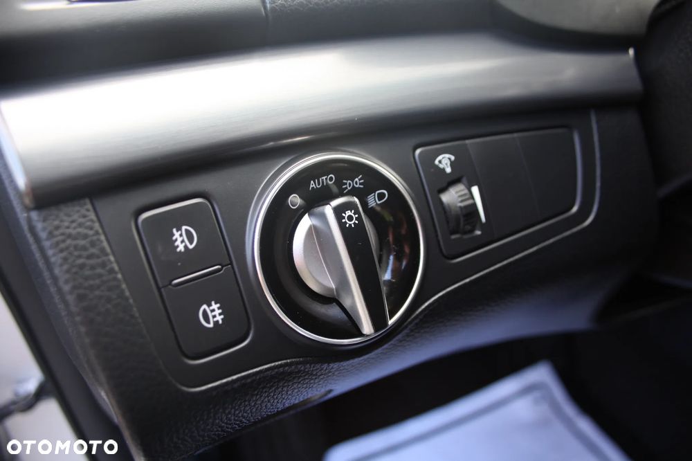 Hyundai i40 1.6 GDI Comfort + - 17