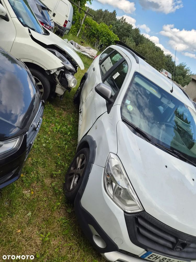 Dacia Lodgy dCi 110 Stepway - 2