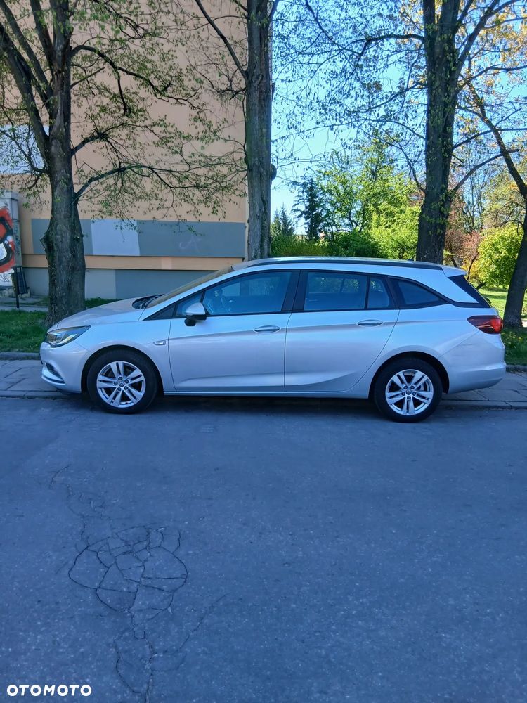 Opel Astra 1.6 CDTI Enjoy - 17