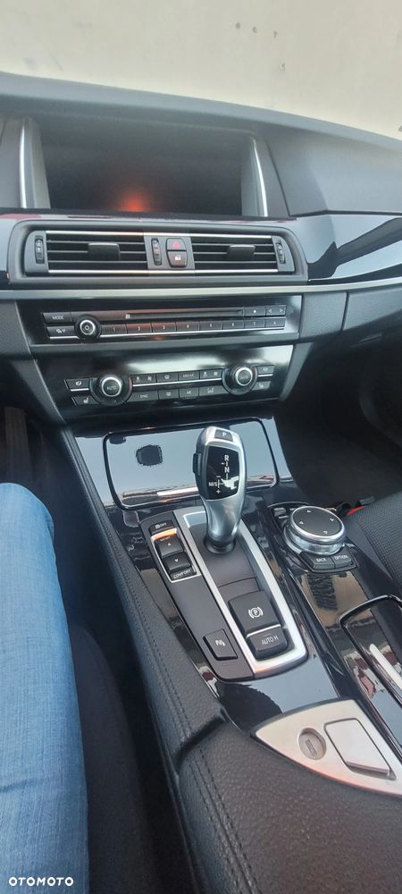 BMW Seria 5 520d - 13