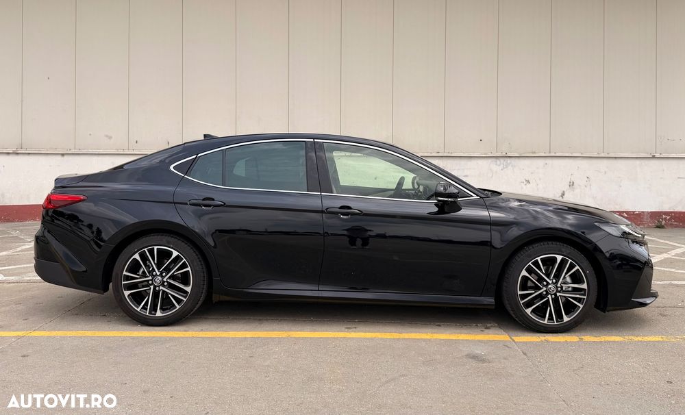Toyota Camry 2.5 Exclusive - 16
