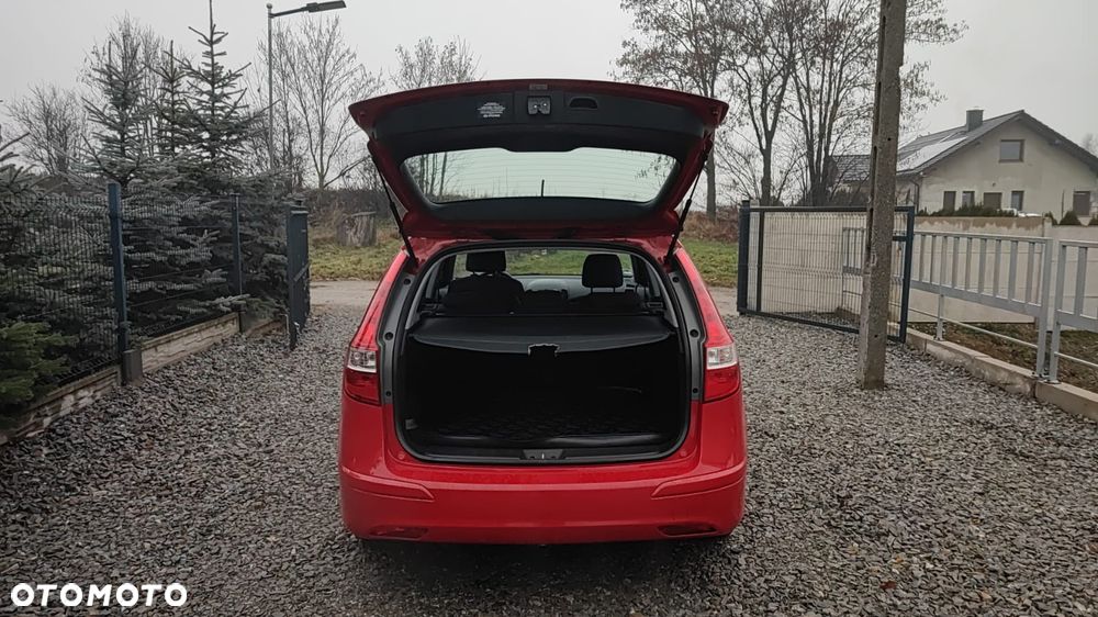 Hyundai i30 i30cw 1.4 blue Comfort - 6