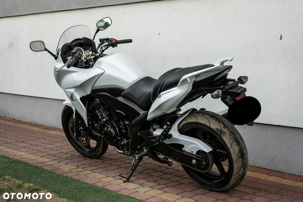 Honda CBF - 4