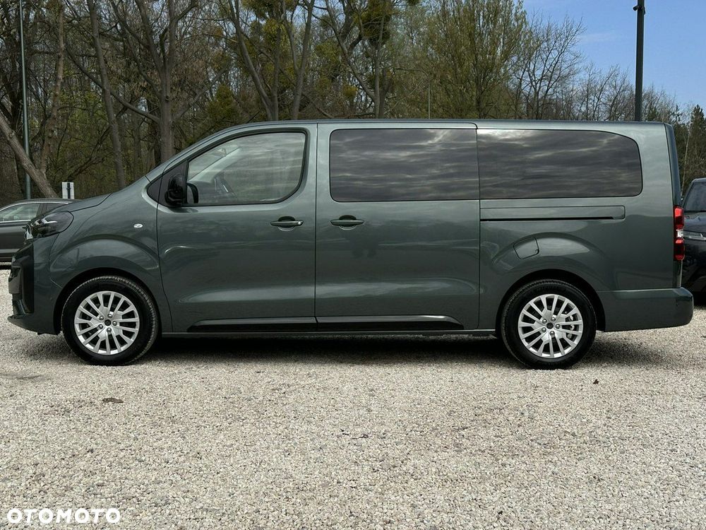 Peugeot Traveller - 5